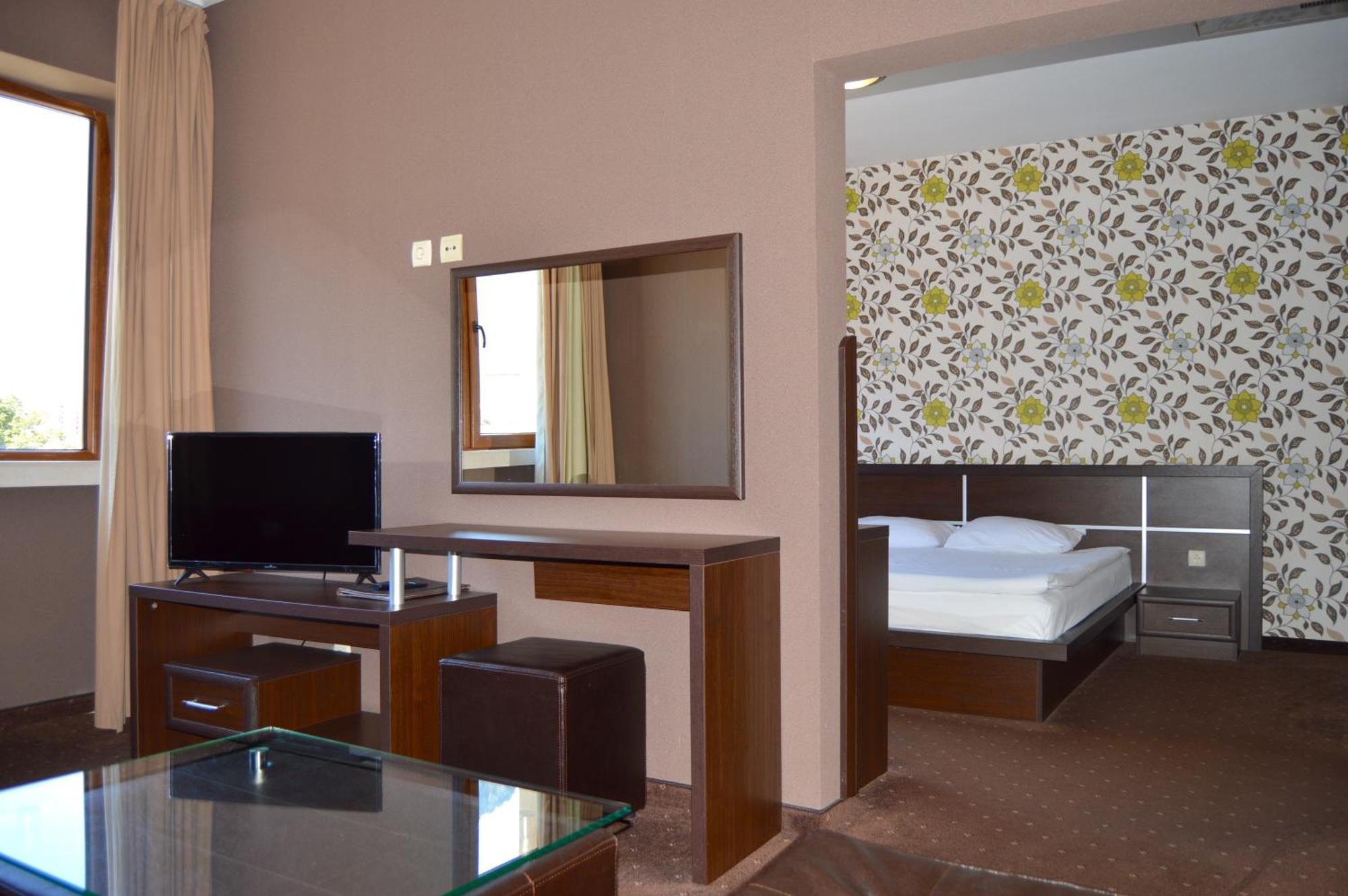 וראצה Hemus Hotel - Vratza מראה חיצוני תמונה