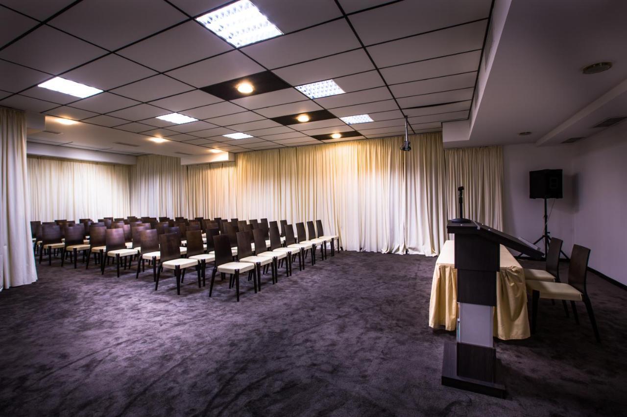 וראצה Hemus Hotel - Vratza מראה חיצוני תמונה